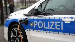 Für E-Autos und „Cooldown-Räume“: Gewerkschaft der Polizei fordert Anteil vom Berliner Klima-Sondervermögen