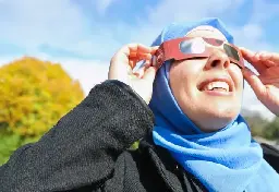 A Palestinian Woman’s Quest to Share the Eclipse With Her Community